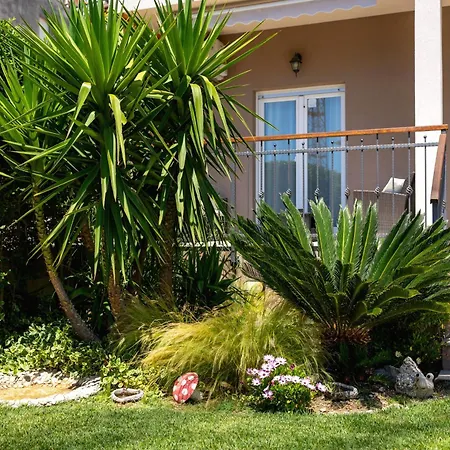 Sunny Garden A2 Apartment
