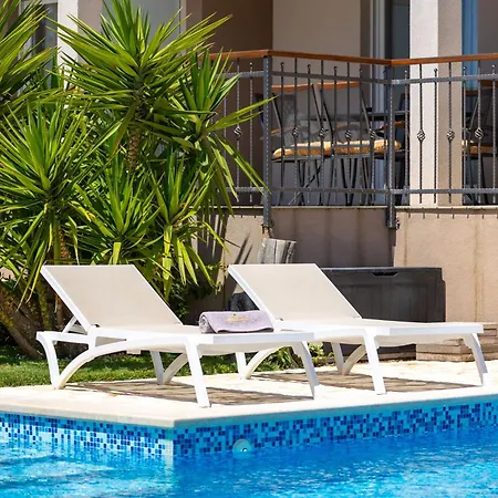 Apartament Sunny Garden A2 *