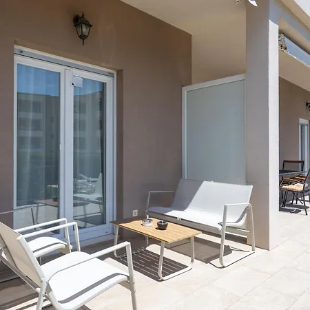 Апартаменты Sunny Garden A2
