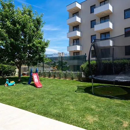Sunny Garden A2 *