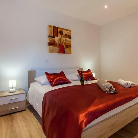 Sunny Garden A2 Apartament *