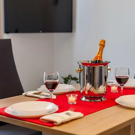 Sunny Garden A2 * Split