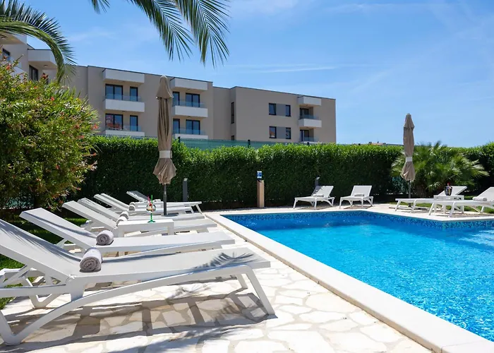 Апартаменти Sunny Garden A2 Спліт