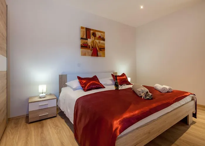 Sunny Garden A2 Апартаменти *