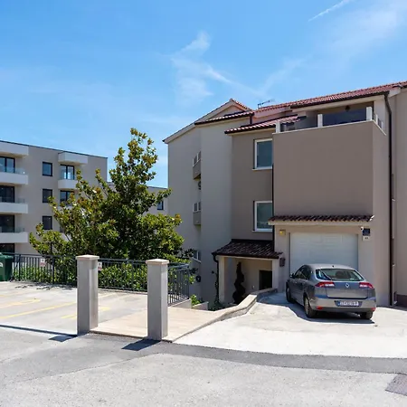 Apartment Sunny Garden A2