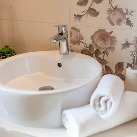 Apartment Sunny Garden A2 *